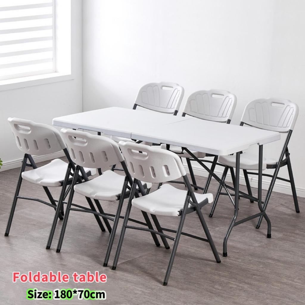  foldable table.